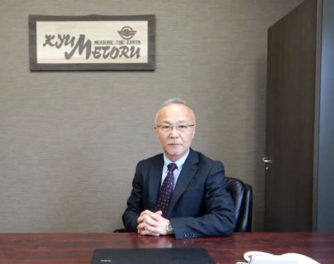 キュウメートル株式会社 代表取締役会長 内村 健志